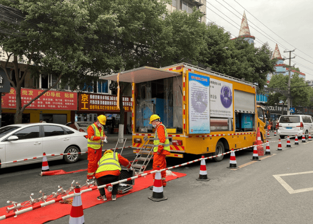 上海点状UV原位固化法修复 污水管道内衬树脂修复 管道内衬固化修复(图2)