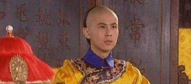 清朝十二位皇帝和十二生肖相对应，皇太极对应午马！