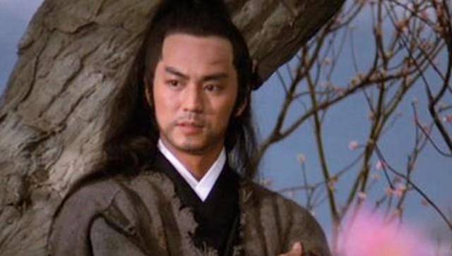 “燕赤霞”午马葬礼：成龙、洪金宝扶灵，刘晓庆献上花圈以示哀思