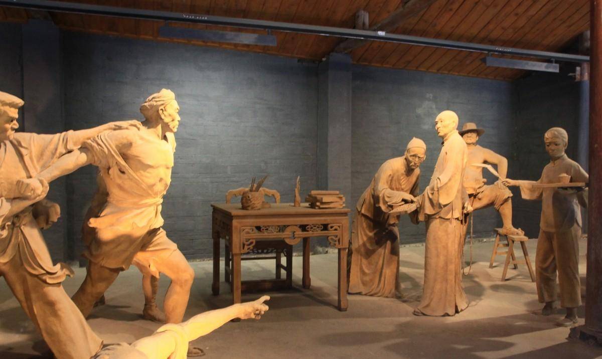 “恶霸地主”刘文彩庄园:如今成旅游景点,图8反映“滔天罪行” “恶霸地主”刘文彩庄园:如今成旅游景点,图8反映“滔天罪行”