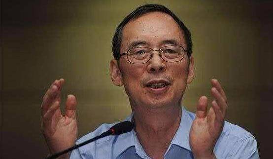 为什么经常有低学历的民科们在研究或讨论国家大事、历史和军事？