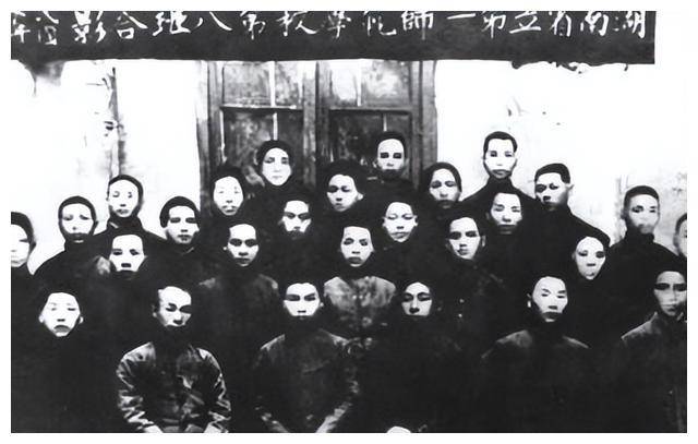 五四运动后周恩来等人都出国留学为何毛主席不去？(图2)