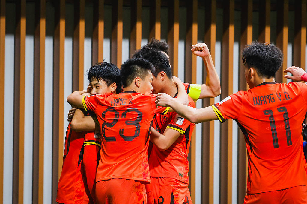 开门红！U20亚洲杯-蒯纪闻刘诚宇建功 国青2-1卡塔尔