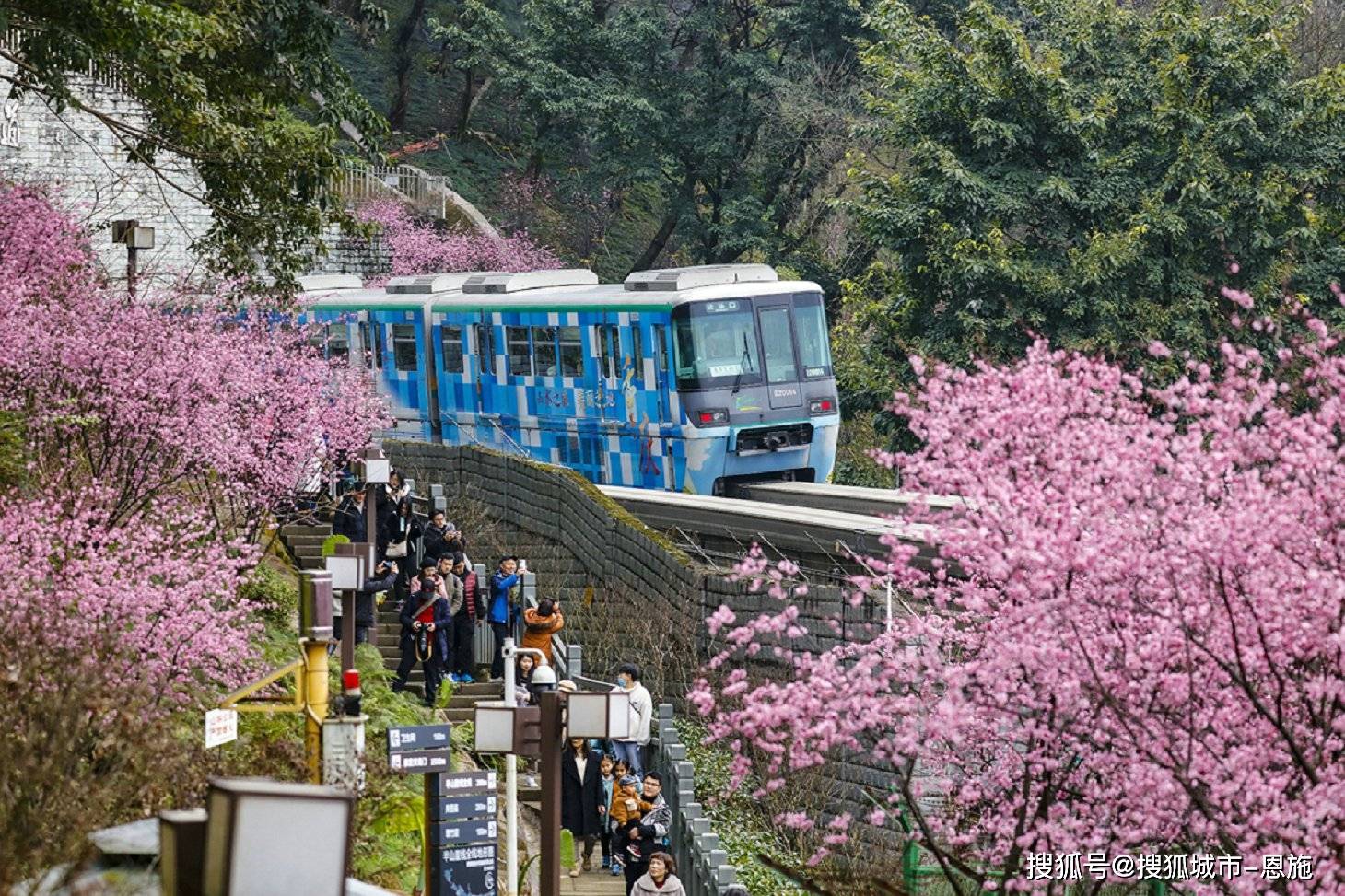 一竞技app重庆旅游攻略4天经典线路推荐必看攻略(图1)