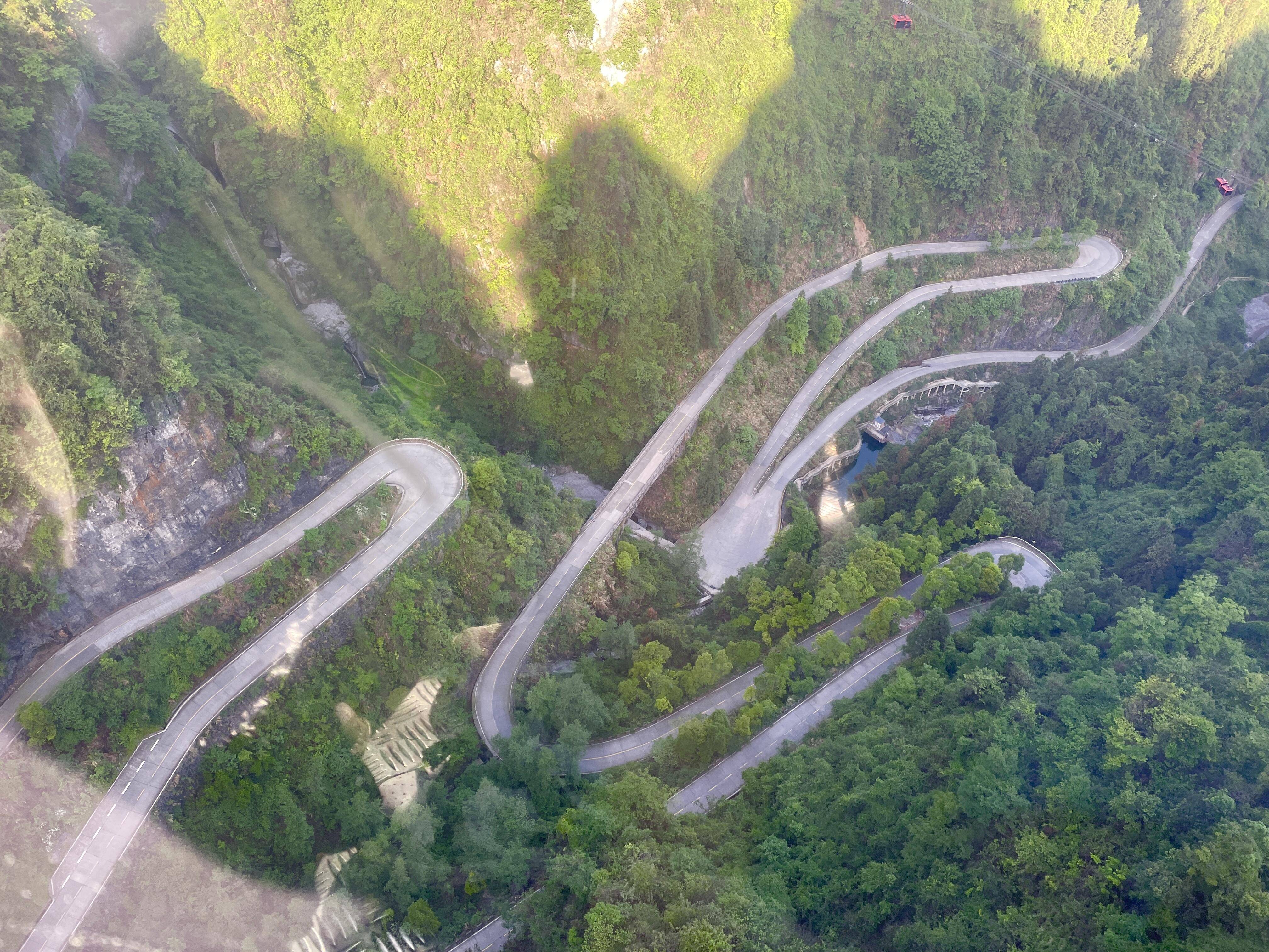 实用干货！张家界5天4晚旅游攻略深度游玩张家界金牌导游推荐速速收藏。Binance Casino - 领先的数字货币娱乐场，安全稳定，极速存取