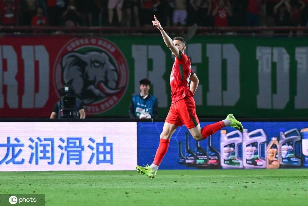 中超-纳萨里奥双响郭皓准绝杀 津门虎4-3逆转河南