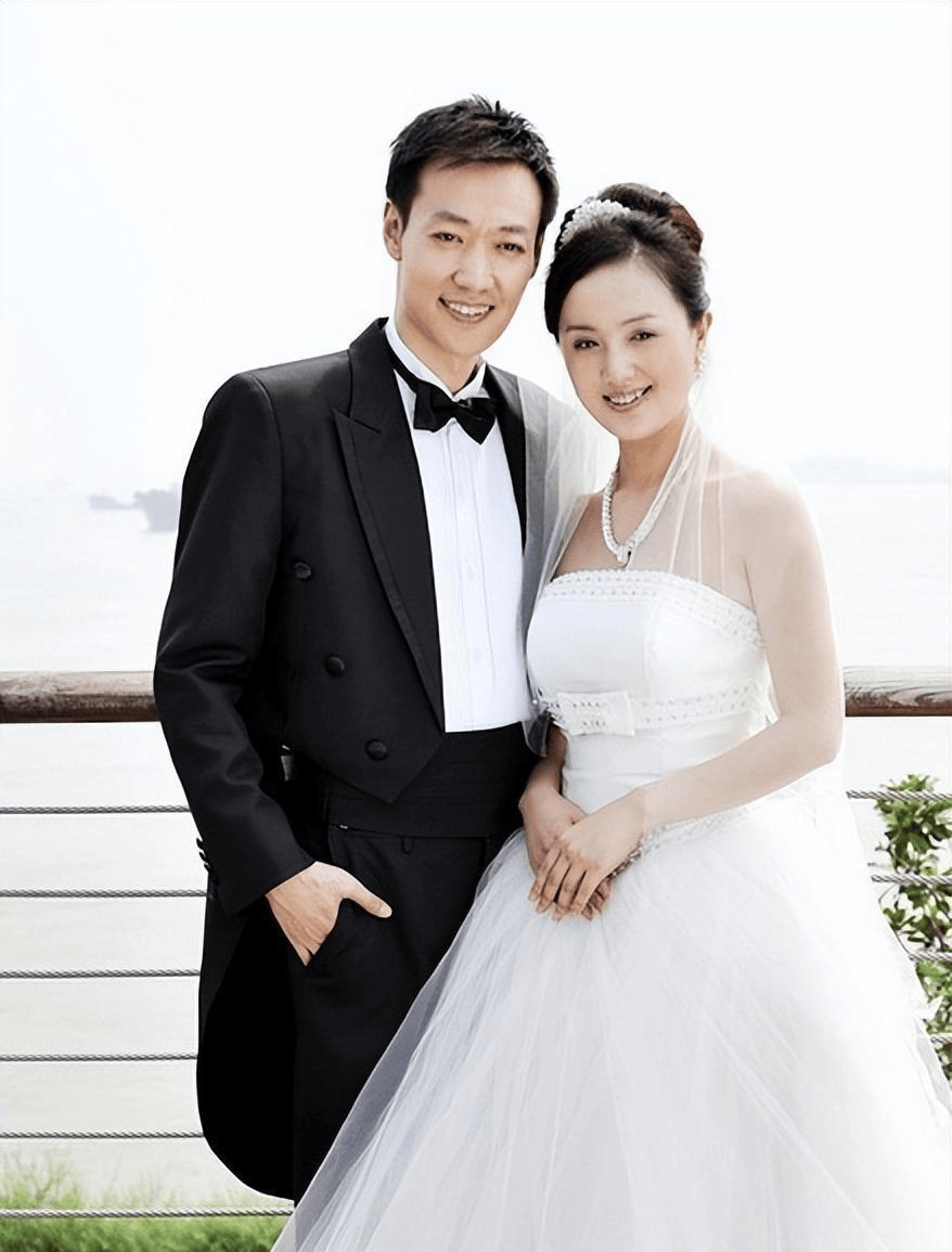 朱媛媛去世后丈夫辛柏青近况引人担忧，好友透露：他说不出话，印证了李乃文的担心