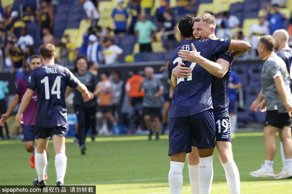 奇迹！世排第4971奥克兰城逼平博卡 老师请假参赛破门+获MVP