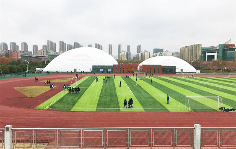 校园新地标来了！开学惊喜=气膜体育馆—轻空间