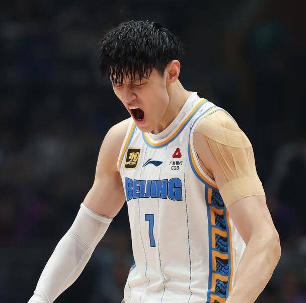 曝曾凡博将代表篮网出战NBA中国赛 有望获双向合同