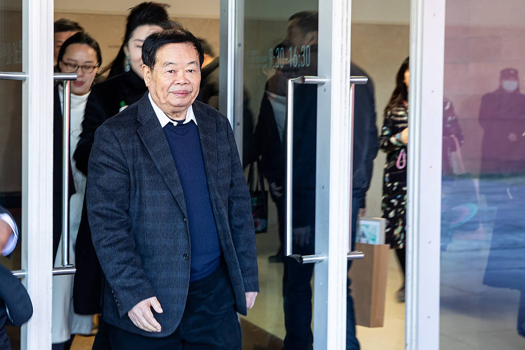 曹德旺做慈善慷慨对员工苛刻？这种批评没道理