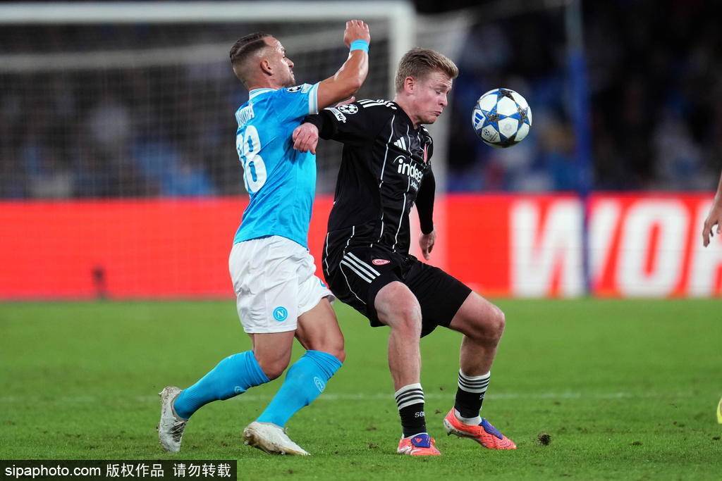 欧冠早报:10人拜仁斩巴黎取16连胜 阿森纳平百年前神迹