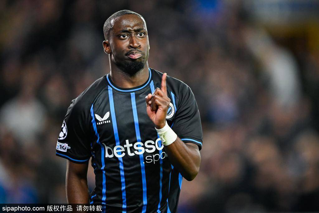 欧冠-亚马尔造2球费尔明2助攻 巴萨三次扳平3-3布鲁日