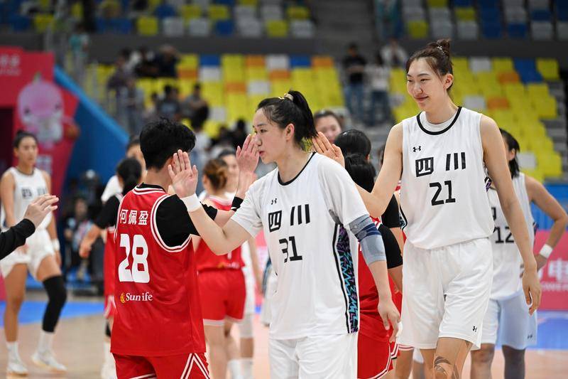 全运会女篮比赛:山西队迎首胜 四川队三连胜