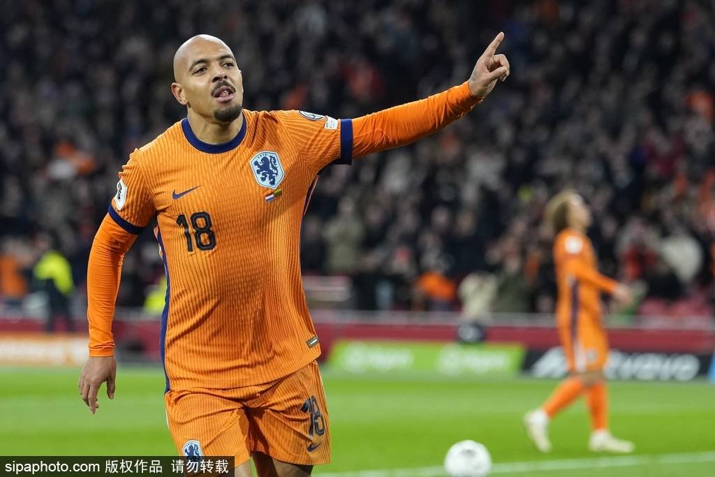 世预赛-加克波传射西蒙斯破门 荷兰4-0立陶宛晋级世界杯