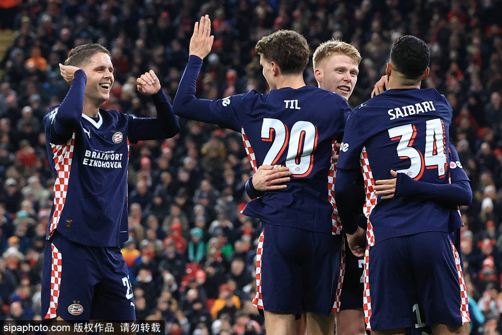 欧冠-范迪克送点索博破门 利物浦1-4埃因霍温遭正赛3连败