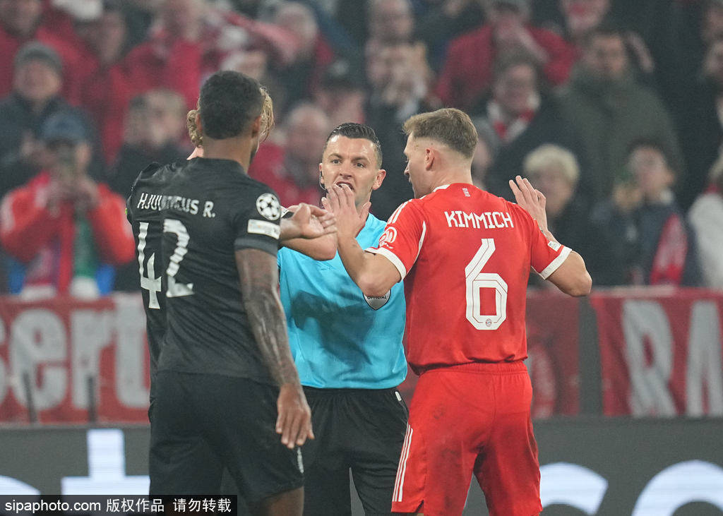 欧冠-17岁卡尔4场3球阿方索复出 拜仁3-1逆转葡体