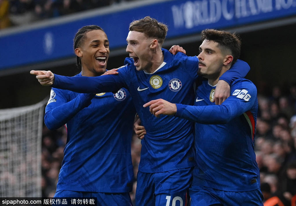 观战台:曼联遭遇苦主+曼城冲六连胜 巴黎争洲际杯冠军