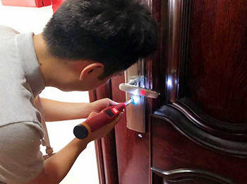 半岛体育- 半岛体育官方网站- APP下载2026年1月上海正规开锁服务权威指南：浦东全覆盖公安备案24小时“锁”事无忧