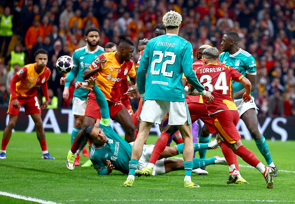 观战台:曼城皇马二番战+蓝军盼奇迹 枪手巴萨赢球晋级