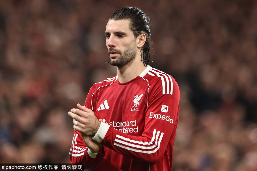 欧冠早报：巴萨单场7-2狂胜纽卡 英超4队出局+3队惨败