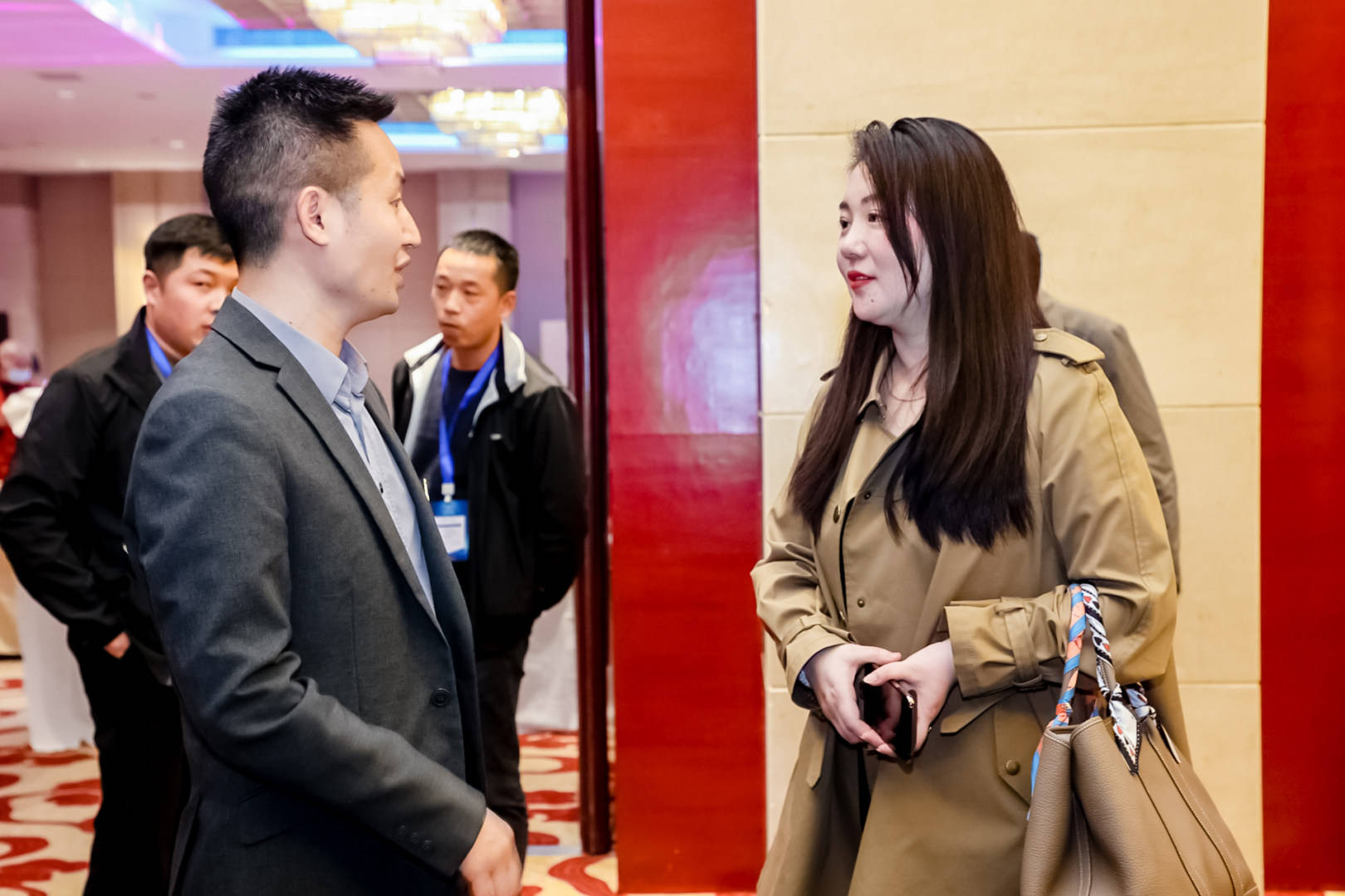深圳会议照片直播与演唱会摄影：记录与展现每一刻的精彩