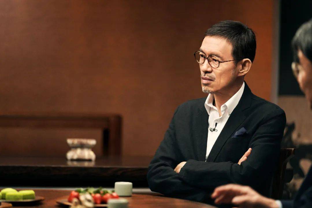 马家辉:“不对等”的聊天,让我感到快乐