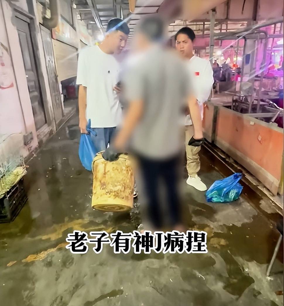 盈袖弄清风:博主揭露长沙一农贸市场使用“鬼秤”遭威胁辱骂，市监局：市场内所有秤已更换