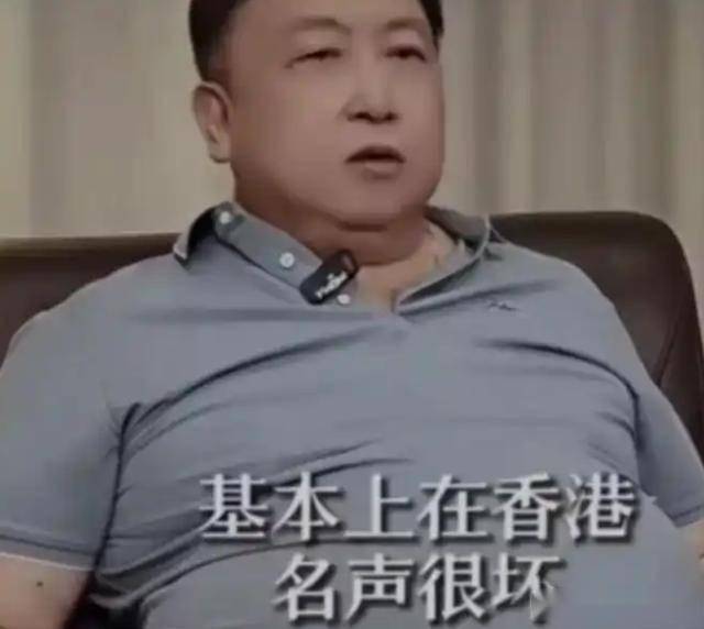 香港导演王晶，对李嘉诚家族的评价，引起了网友的热议和讨论