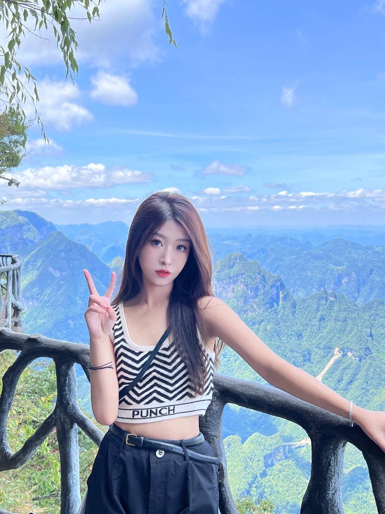 张家界旅游3天2晚Binance Casino - 领先的数字货币娱乐场，安全稳定，极速存取？超爽游玩攻略！精华景点全打卡！