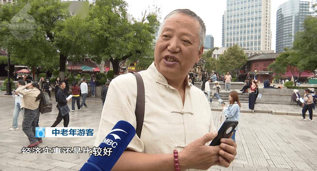 00后不赶场、银发族避高峰！昆明凭气候风光圈粉两代人