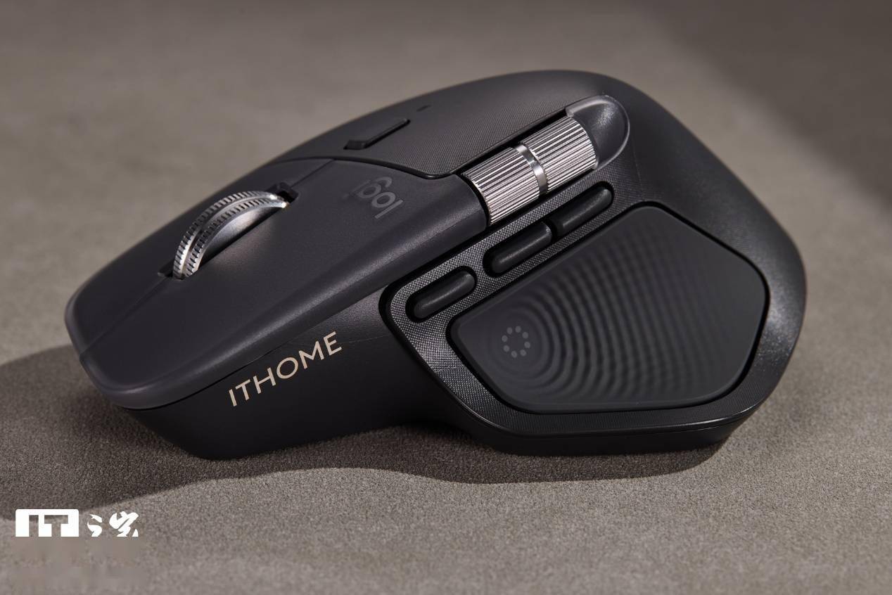 【it之家开箱】罗技 mx master 4 无线鼠标 ithome 联名款图赏