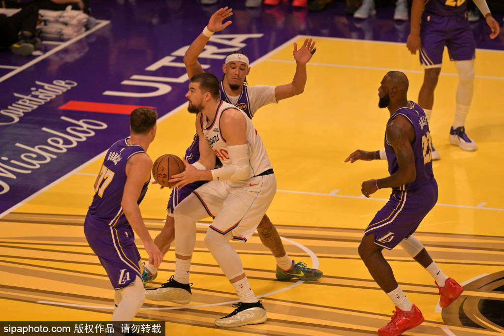 湖人新闻：卢卡·东契奇期待争夺首个阿联酋NBA杯