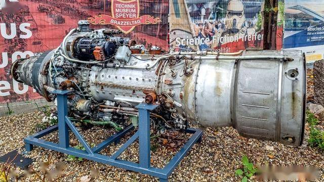 保存在施派尔（Speyer）的苏联航空发动机