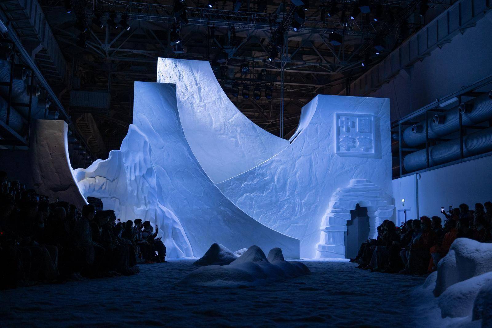 米兰体育- 米兰体育官方网站 世界杯官方指定投注平台一场大秀只是李宁新奥运故事的华丽开篇