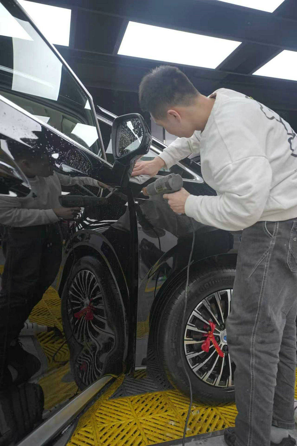 新能源汽车系统升级全解析：优势、选购与靠谱之选(图1)