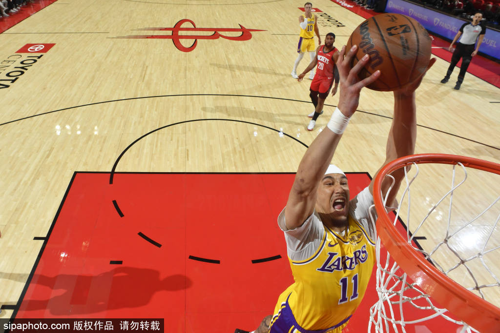 湖人遭火箭连扳两场，詹姆斯：无需沉湎，目标不变