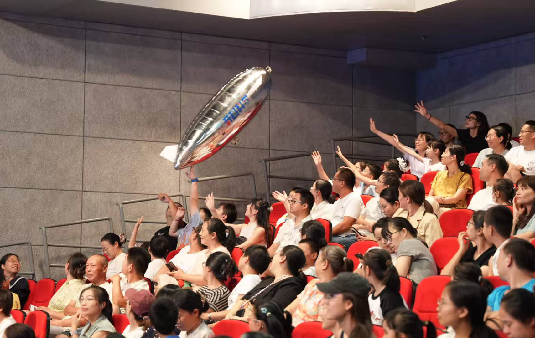从学科培训到科学课程交付，团队怎么搭？