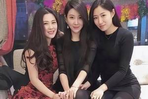 恒坤新材股权结构分散或存风险：前五大客户贡献95%营收