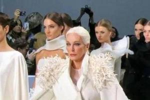 三年烧光23亿元 国产CPU明星兆芯集成IPO背后的“纸牌屋”