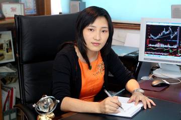 昔日胡润女富豪薛黎曦被监管立案调查：涉嫌内幕期“荐股”