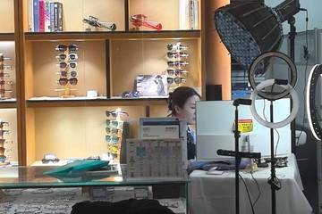 店播的重点不在“播”，在“店”