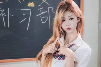 始祖鸟烟花秀成"炸山"：