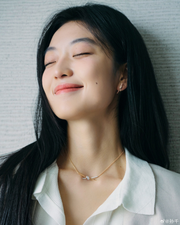 王芊予最新写真曝光可盐可甜仙气十足