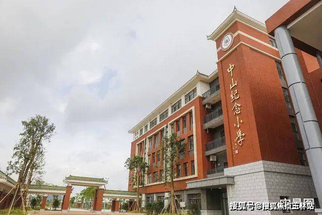 中山招商臻湾府楼盘项目这次选址在中山市马鞍岛翠亨新区,可见招商
