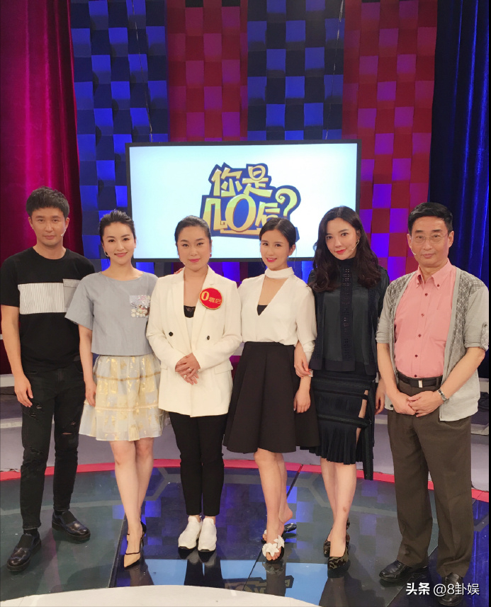 上海主持人伏玟晓:出生农村,十年两婚两离,35岁的她近况如何?