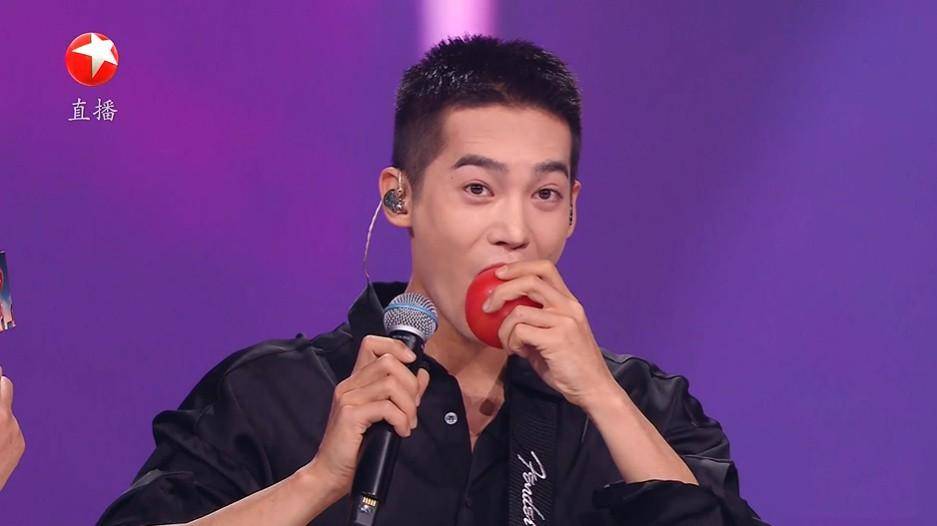 双网拿第1,凭借这5大看点,东方卫视的跨年晚会,火了_舞台_表演_黄渤