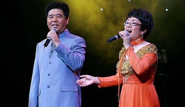 80年代的"巨星"谢莉斯,50岁身患脑梗,晚年白发人送黑发人_王洁实_妻子