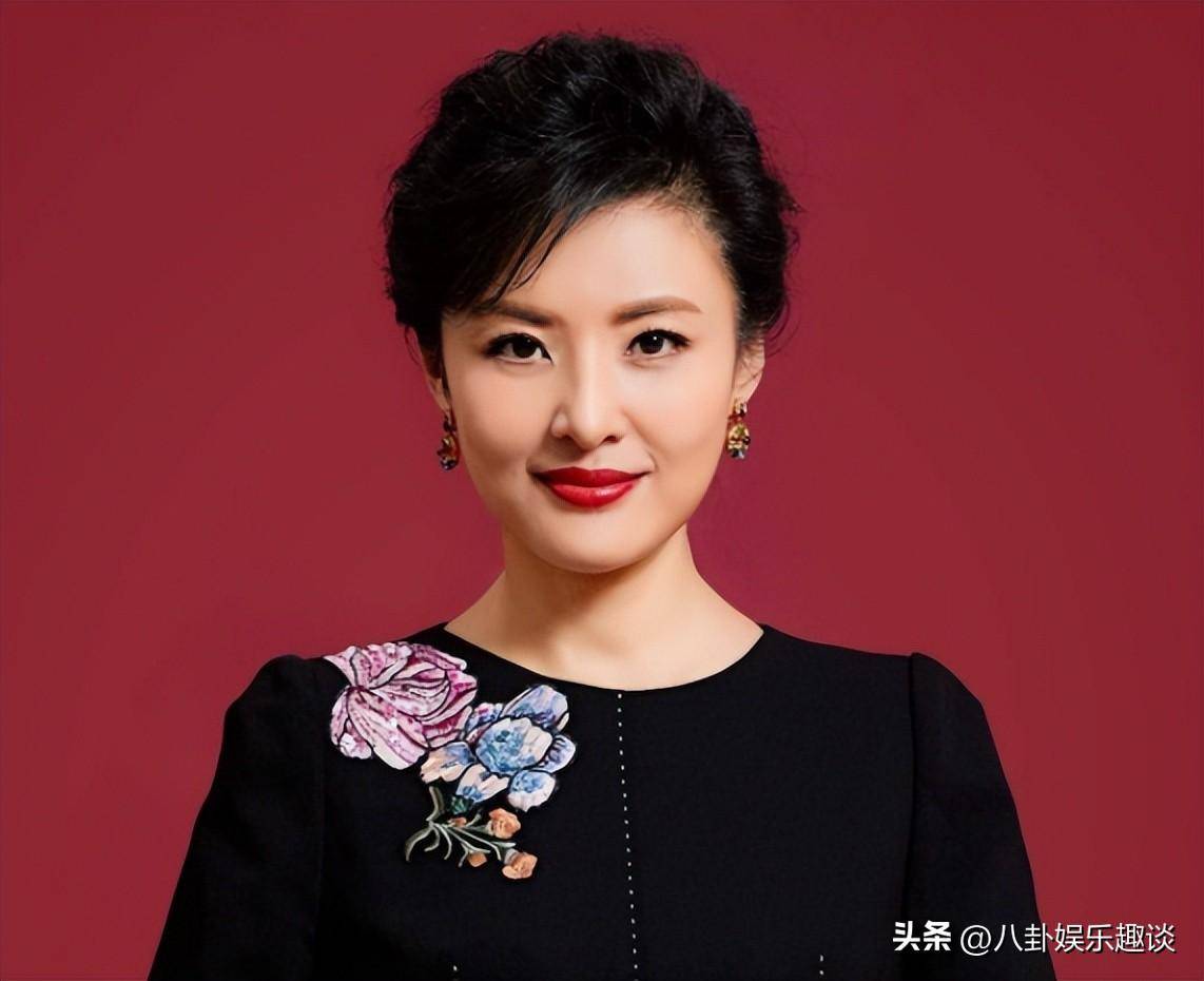 她是"电视一姐",与老公结束12年婚姻,却走上了另一条大道_周涛_姚科