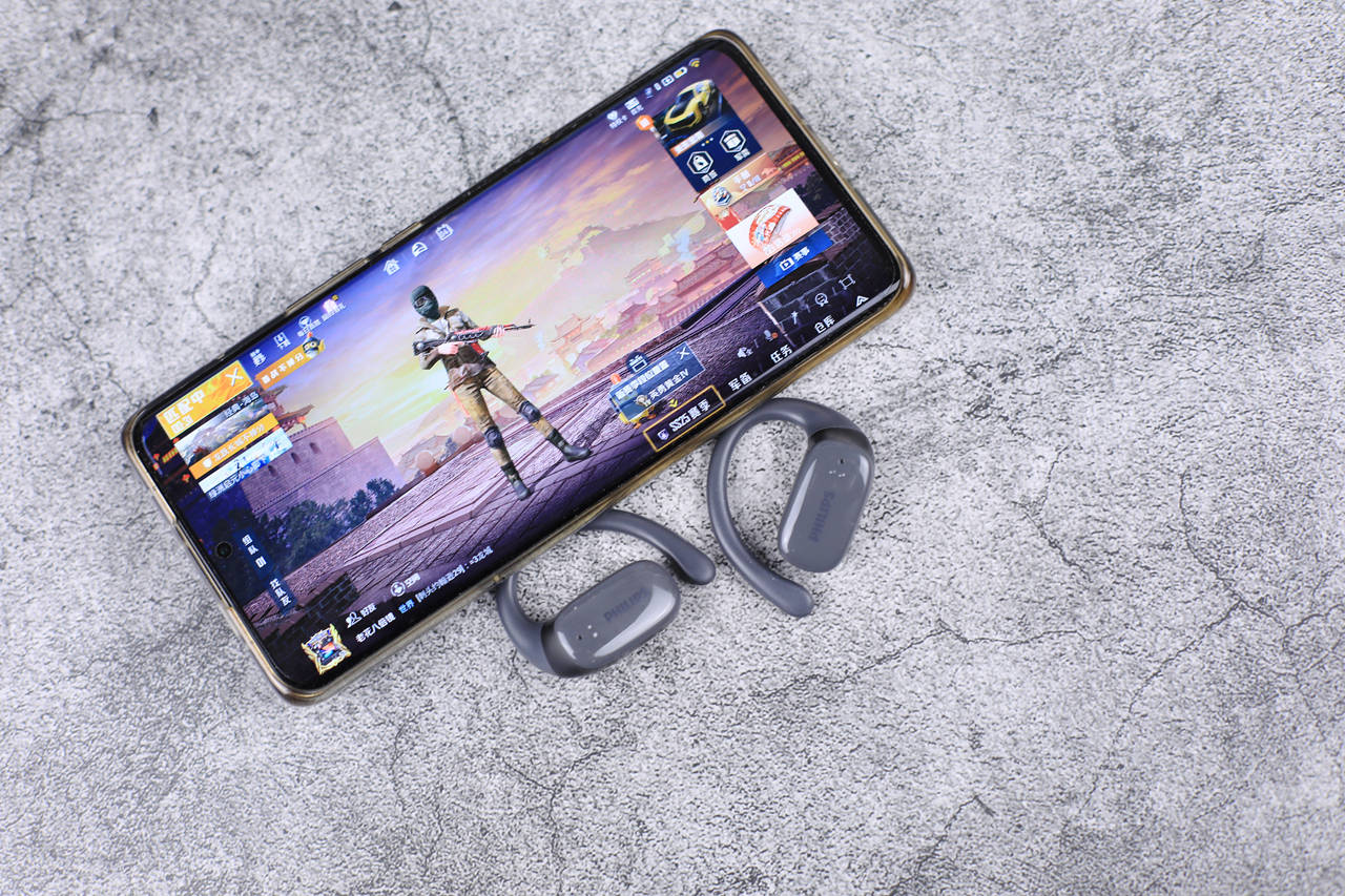 都2024了!还在用入耳式耳机?还是来看看这款飞利浦挂耳式耳机吧